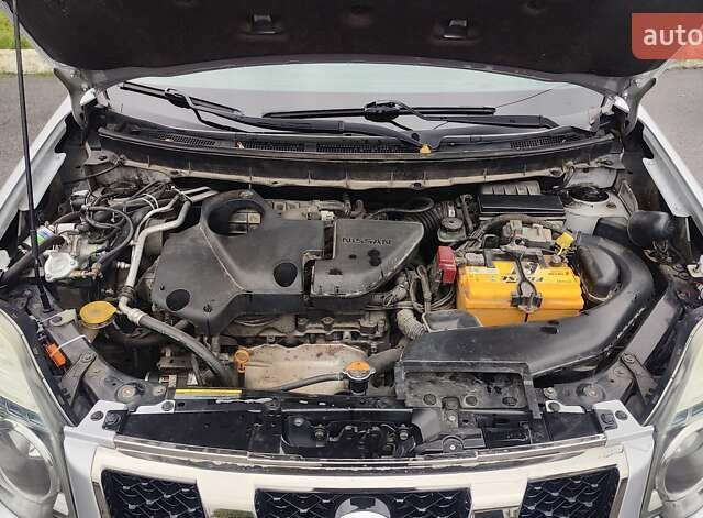 Серый Ниссан ИксТрейл, объемом двигателя 2.49 л и пробегом 217 тыс. км за 9951 $, фото 23 на Automoto.ua