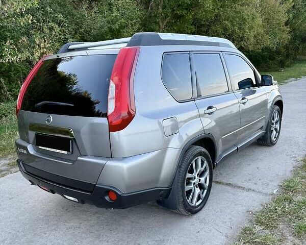 Сірий Ніссан ІксТрейл, об'ємом двигуна 2 л та пробігом 172 тис. км за 13000 $, фото 20 на Automoto.ua