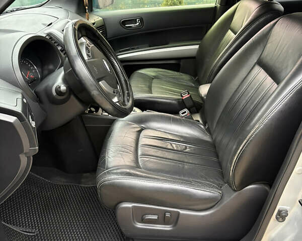 Сірий Ніссан ІксТрейл, об'ємом двигуна 2.49 л та пробігом 196 тис. км за 11800 $, фото 6 на Automoto.ua