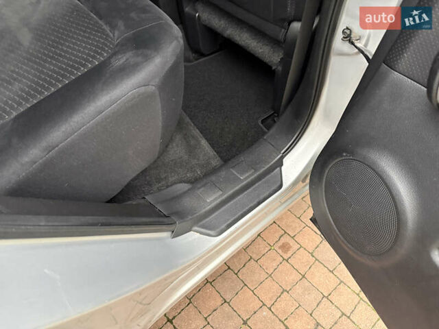 Серый Ниссан ИксТрейл, объемом двигателя 2.49 л и пробегом 199 тыс. км за 11700 $, фото 103 на Automoto.ua