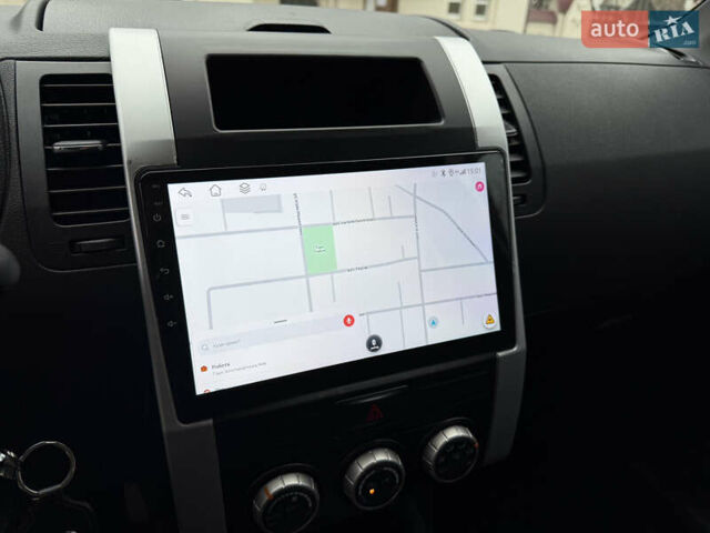 Серый Ниссан ИксТрейл, объемом двигателя 2.49 л и пробегом 199 тыс. км за 11700 $, фото 82 на Automoto.ua