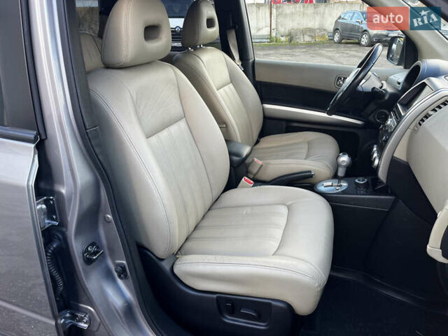 Серый Ниссан ИксТрейл, объемом двигателя 2 л и пробегом 269 тыс. км за 13499 $, фото 42 на Automoto.ua