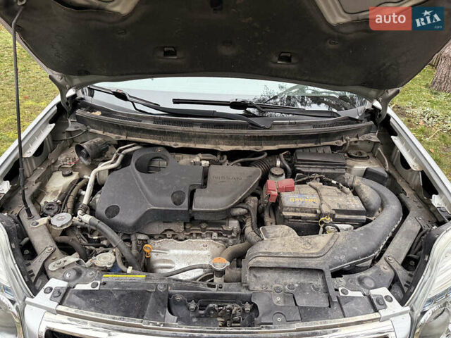 Серый Ниссан ИксТрейл, объемом двигателя 2.49 л и пробегом 199 тыс. км за 11700 $, фото 134 на Automoto.ua