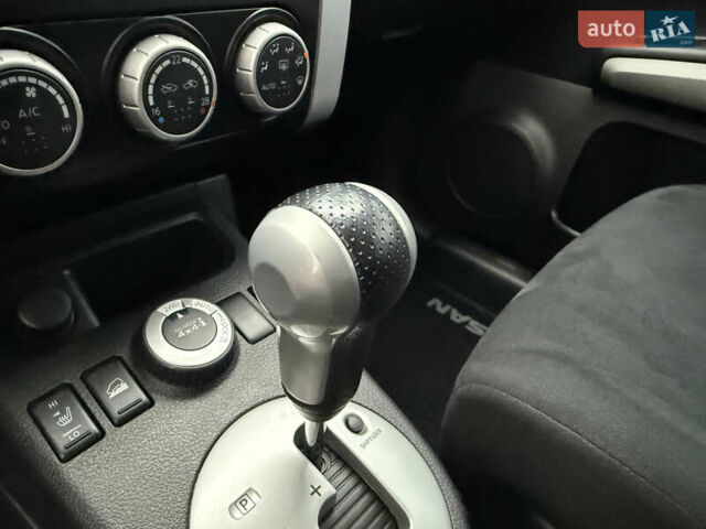 Серый Ниссан ИксТрейл, объемом двигателя 2.49 л и пробегом 199 тыс. км за 11700 $, фото 77 на Automoto.ua