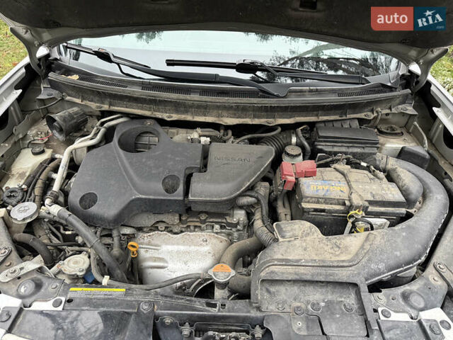 Серый Ниссан ИксТрейл, объемом двигателя 2.49 л и пробегом 199 тыс. км за 11700 $, фото 135 на Automoto.ua