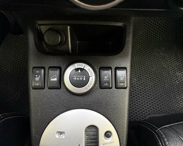 Сірий Ніссан ІксТрейл, об'ємом двигуна 2.49 л та пробігом 196 тис. км за 11800 $, фото 26 на Automoto.ua