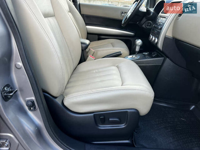 Серый Ниссан ИксТрейл, объемом двигателя 2 л и пробегом 269 тыс. км за 13499 $, фото 43 на Automoto.ua