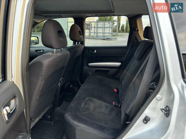 Сірий Ніссан ІксТрейл, об'ємом двигуна 2 л та пробігом 142 тис. км за 9900 $, фото 15 на Automoto.ua
