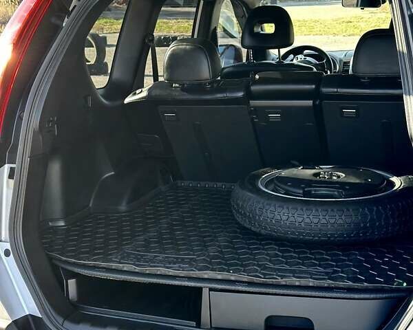 Серый Ниссан ИксТрейл, объемом двигателя 2 л и пробегом 198 тыс. км за 12500 $, фото 12 на Automoto.ua