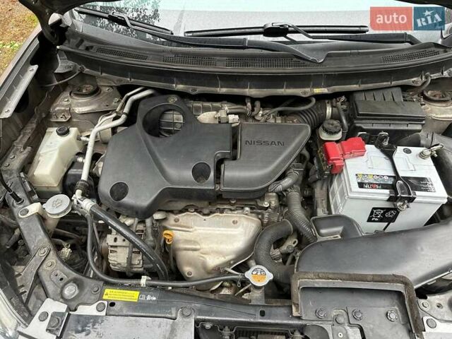 Серый Ниссан ИксТрейл, объемом двигателя 2.49 л и пробегом 79 тыс. км за 10800 $, фото 14 на Automoto.ua