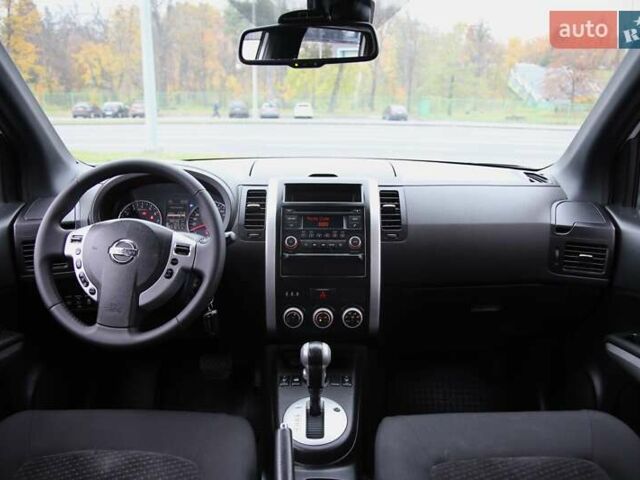 Ниссан ИксТрейл 2012 в Харькове на Automoto.ua Серый Ниссан ИксТрейл, объемом двигателя 2 л и пробегом 193 тыс. км за 10950 $, фото 11 на Automoto.ua