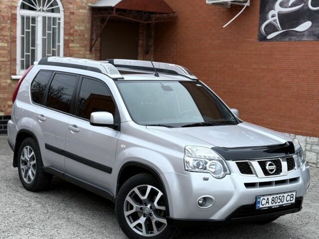 Серый Ниссан ИксТрейл, объемом двигателя 1.8 л и пробегом 142 тыс. км за 11900 $, фото 1 на Automoto.ua