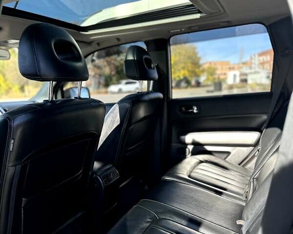 Серый Ниссан ИксТрейл, объемом двигателя 2 л и пробегом 198 тыс. км за 12500 $, фото 6 на Automoto.ua