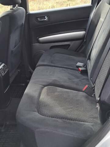 Сірий Ніссан ІксТрейл, об'ємом двигуна 2 л та пробігом 297 тис. км за 12350 $, фото 14 на Automoto.ua