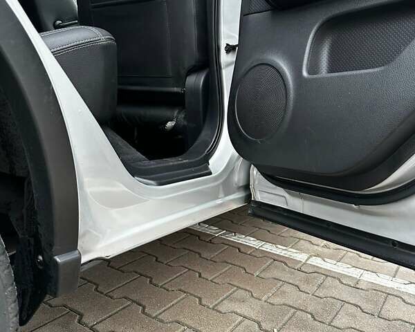 Серый Ниссан ИксТрейл, объемом двигателя 2 л и пробегом 84 тыс. км за 14500 $, фото 16 на Automoto.ua