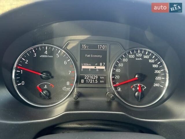 Серый Ниссан ИксТрейл, объемом двигателя 2 л и пробегом 221 тыс. км за 10950 $, фото 8 на Automoto.ua
