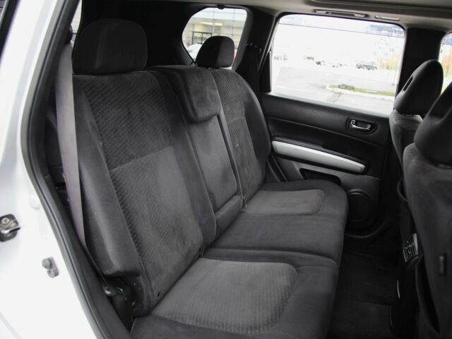 Серый Ниссан ИксТрейл, объемом двигателя 2 л и пробегом 193 тыс. км за 1950 $, фото 8 на Automoto.ua