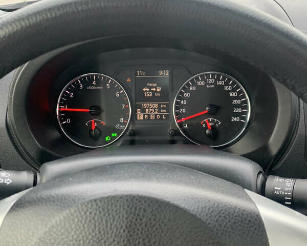 Серый Ниссан ИксТрейл, объемом двигателя 2 л и пробегом 199 тыс. км за 10900 $, фото 9 на Automoto.ua