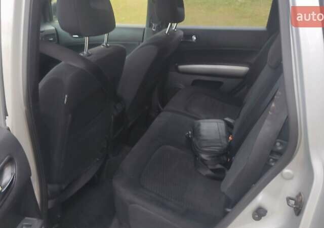 Серый Ниссан ИксТрейл, объемом двигателя 2 л и пробегом 230 тыс. км за 11500 $, фото 33 на Automoto.ua