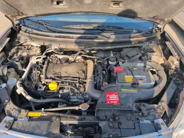 Сірий Ніссан ІксТрейл, об'ємом двигуна 2 л та пробігом 248 тис. км за 12000 $, фото 7 на Automoto.ua