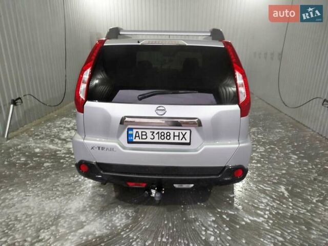 Серый Ниссан ИксТрейл, объемом двигателя 2 л и пробегом 210 тыс. км за 11200 $, фото 1 на Automoto.ua