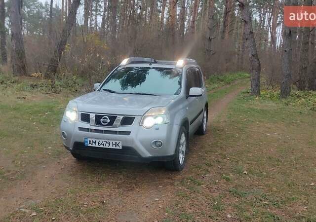 Серый Ниссан ИксТрейл, объемом двигателя 2 л и пробегом 230 тыс. км за 11500 $, фото 11 на Automoto.ua
