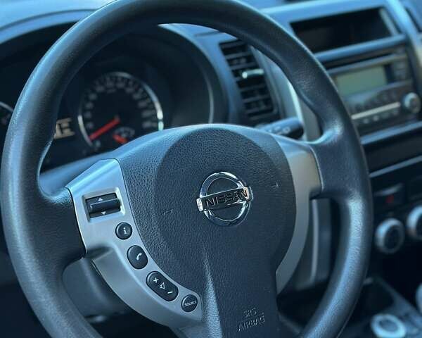 Серый Ниссан ИксТрейл, объемом двигателя 2 л и пробегом 198 тыс. км за 12500 $, фото 11 на Automoto.ua