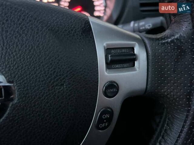 Серый Ниссан ИксТрейл, объемом двигателя 2 л и пробегом 90 тыс. км за 15000 $, фото 18 на Automoto.ua