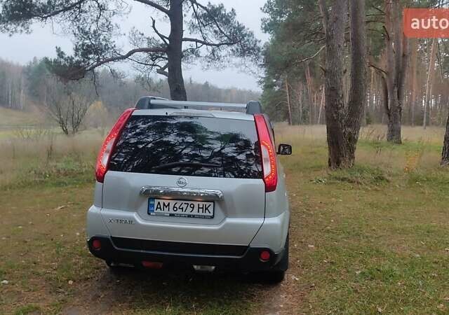 Серый Ниссан ИксТрейл, объемом двигателя 2 л и пробегом 230 тыс. км за 11500 $, фото 23 на Automoto.ua