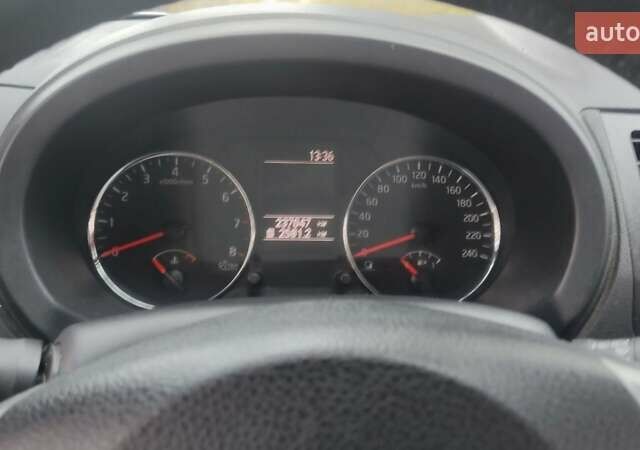 Серый Ниссан ИксТрейл, объемом двигателя 2 л и пробегом 230 тыс. км за 11500 $, фото 44 на Automoto.ua