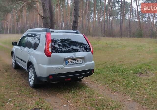 Серый Ниссан ИксТрейл, объемом двигателя 2 л и пробегом 230 тыс. км за 11500 $, фото 17 на Automoto.ua