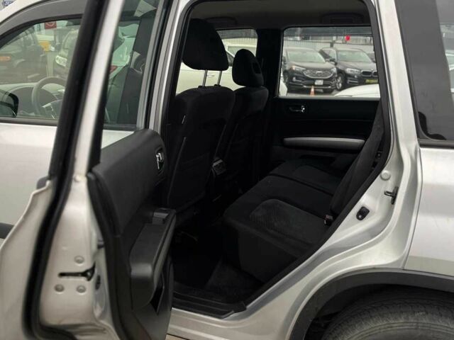 Сірий Ніссан ІксТрейл, об'ємом двигуна 2 л та пробігом 198 тис. км за 12999 $, фото 20 на Automoto.ua