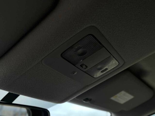 Сірий Ніссан ІксТрейл, об'ємом двигуна 2 л та пробігом 198 тис. км за 12999 $, фото 13 на Automoto.ua