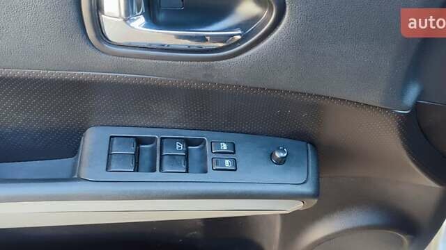 Серый Ниссан ИксТрейл, объемом двигателя 2 л и пробегом 223 тыс. км за 13100 $, фото 24 на Automoto.ua