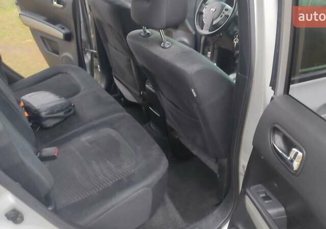 Серый Ниссан ИксТрейл, объемом двигателя 2 л и пробегом 230 тыс. км за 11500 $, фото 36 на Automoto.ua