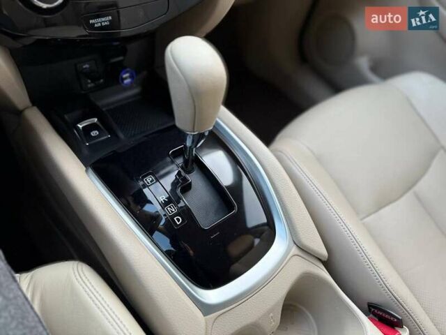 Серый Ниссан ИксТрейл, объемом двигателя 1.6 л и пробегом 195 тыс. км за 15599 $, фото 26 на Automoto.ua