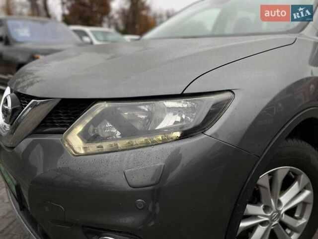 Сірий Ніссан ІксТрейл, об'ємом двигуна 1.6 л та пробігом 190 тис. км за 15590 $, фото 2 на Automoto.ua