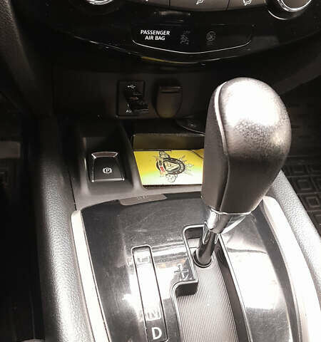 Сірий Ніссан ІксТрейл, об'ємом двигуна 2 л та пробігом 79 тис. км за 14500 $, фото 9 на Automoto.ua