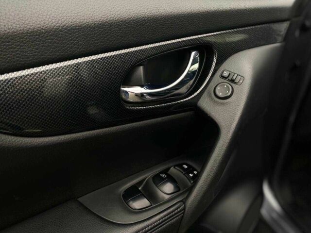 Сірий Ніссан ІксТрейл, об'ємом двигуна 1.6 л та пробігом 190 тис. км за 15590 $, фото 9 на Automoto.ua