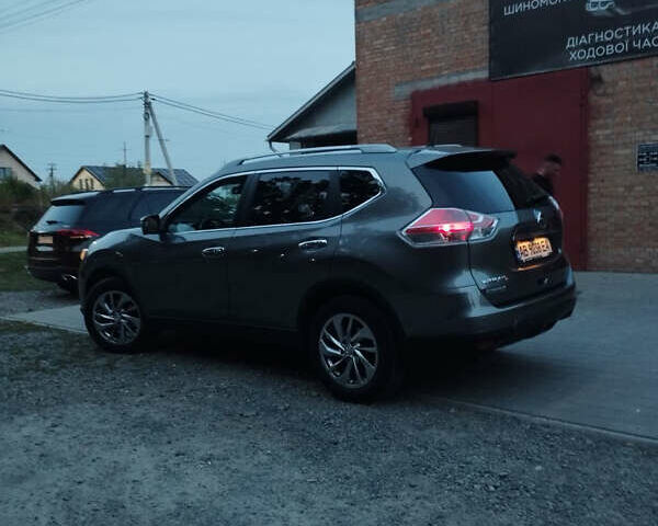 Сірий Ніссан ІксТрейл, об'ємом двигуна 2 л та пробігом 162 тис. км за 17500 $, фото 4 на Automoto.ua