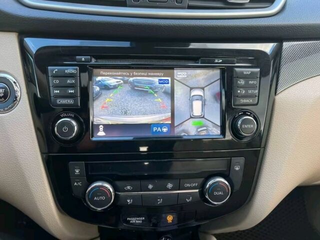 Сірий Ніссан ІксТрейл, об'ємом двигуна 0 л та пробігом 205 тис. км за 14800 $, фото 2 на Automoto.ua