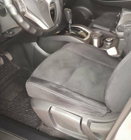 Сірий Ніссан ІксТрейл, об'ємом двигуна 2 л та пробігом 79 тис. км за 14500 $, фото 17 на Automoto.ua