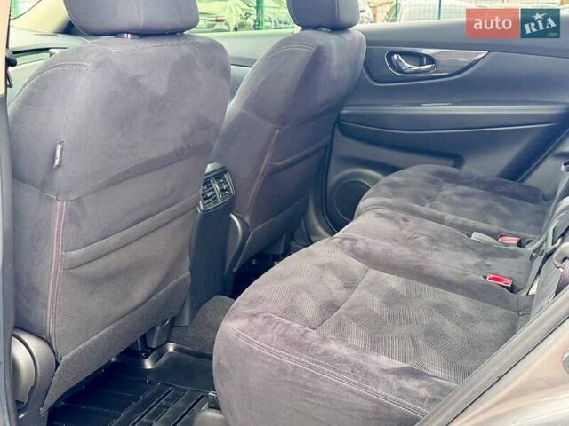 Сірий Ніссан ІксТрейл, об'ємом двигуна 2 л та пробігом 26 тис. км за 18200 $, фото 21 на Automoto.ua