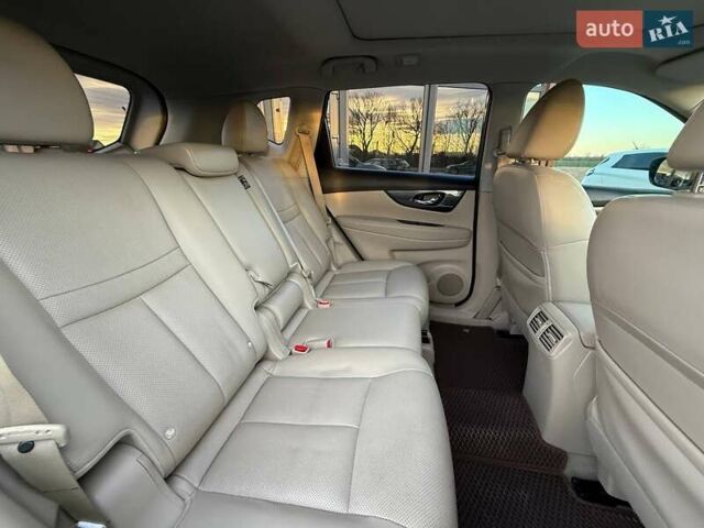 Серый Ниссан ИксТрейл, объемом двигателя 1.6 л и пробегом 195 тыс. км за 15599 $, фото 34 на Automoto.ua