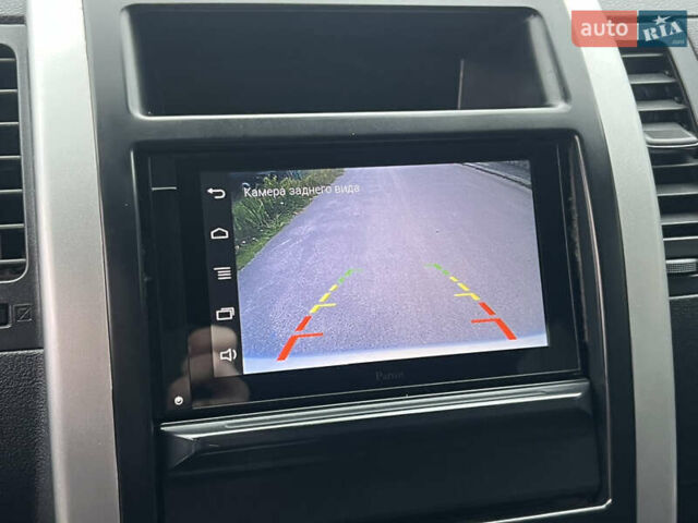 Серый Ниссан ИксТрейл, объемом двигателя 2 л и пробегом 237 тыс. км за 13300 $, фото 14 на Automoto.ua