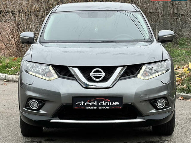 Серый Ниссан ИксТрейл, объемом двигателя 2 л и пробегом 79 тыс. км за 14699 $, фото 1 на Automoto.ua