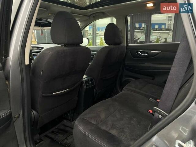 Сірий Ніссан ІксТрейл, об'ємом двигуна 1.6 л та пробігом 190 тис. км за 15590 $, фото 27 на Automoto.ua