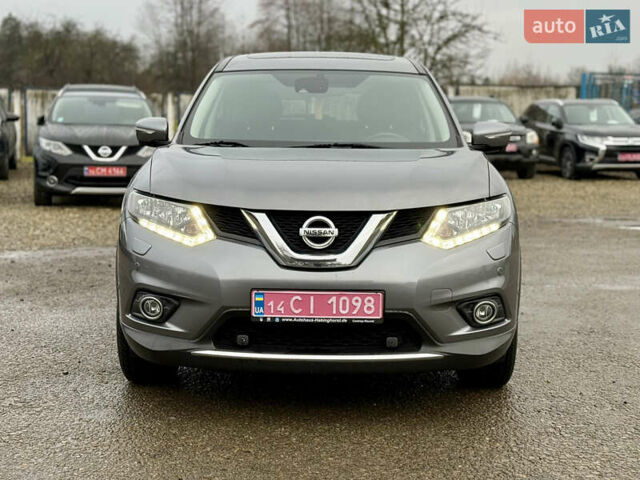 Серый Ниссан ИксТрейл, объемом двигателя 1.6 л и пробегом 162 тыс. км за 15500 $, фото 3 на Automoto.ua