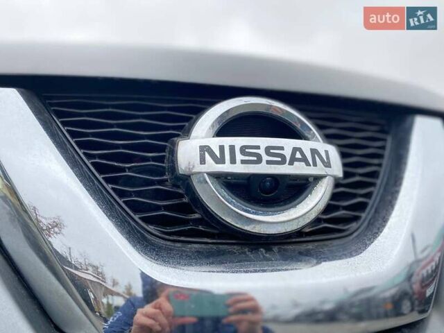 Сірий Ніссан ІксТрейл, об'ємом двигуна 1.6 л та пробігом 190 тис. км за 15590 $, фото 7 на Automoto.ua