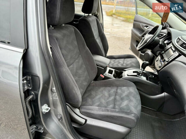 Серый Ниссан ИксТрейл, объемом двигателя 1.6 л и пробегом 162 тыс. км за 15500 $, фото 29 на Automoto.ua